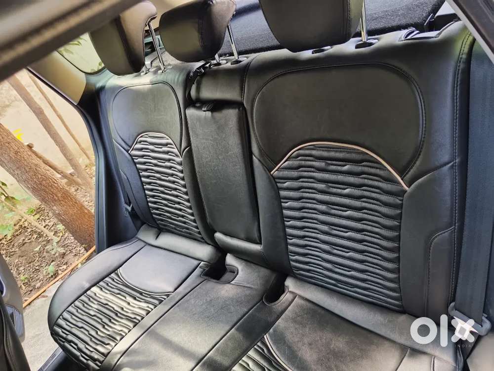Maruti Suzuki Grand Vitara Zeta Cng