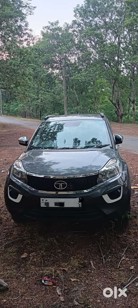 Tata Nexon 1.2 Revotron Xt, 2018, Petrol