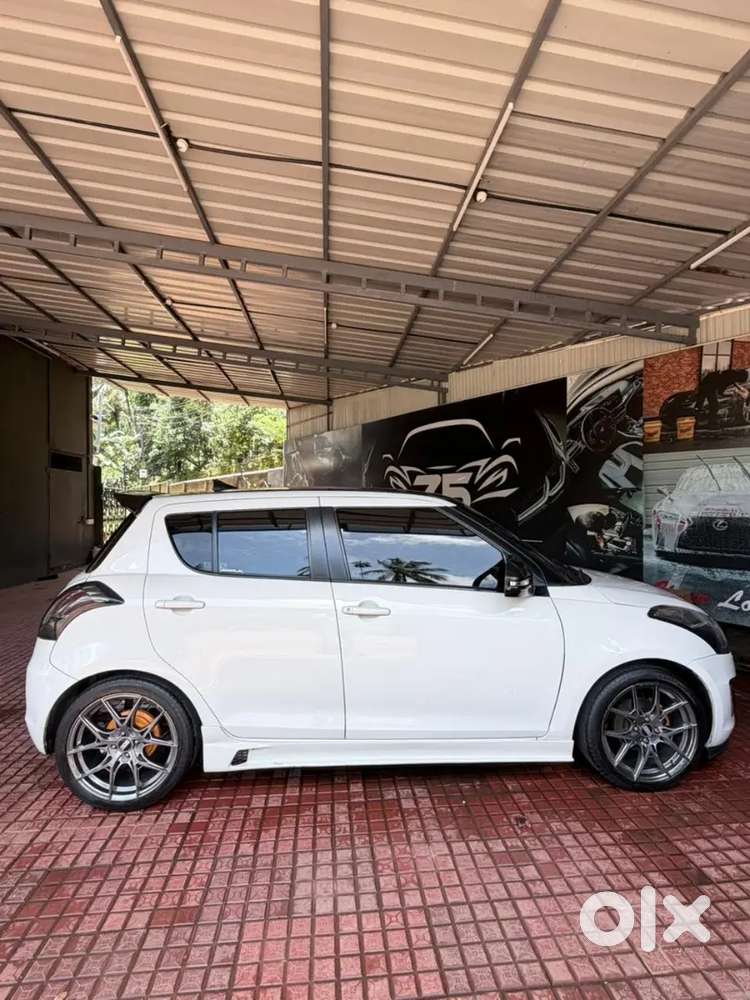 Swift Maruti Suzuki 2017