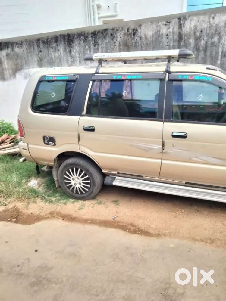 Chevrolet Tavera 2010