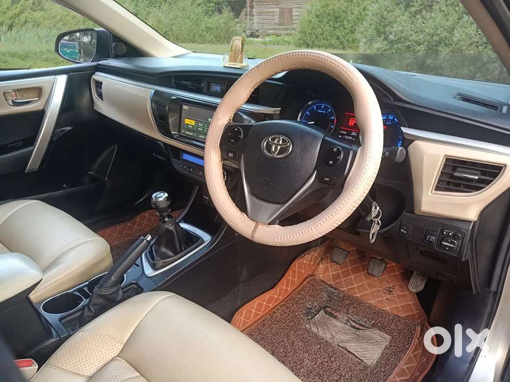 Toyota Corolla Altis 1.8g Limited, 2015, Petrol