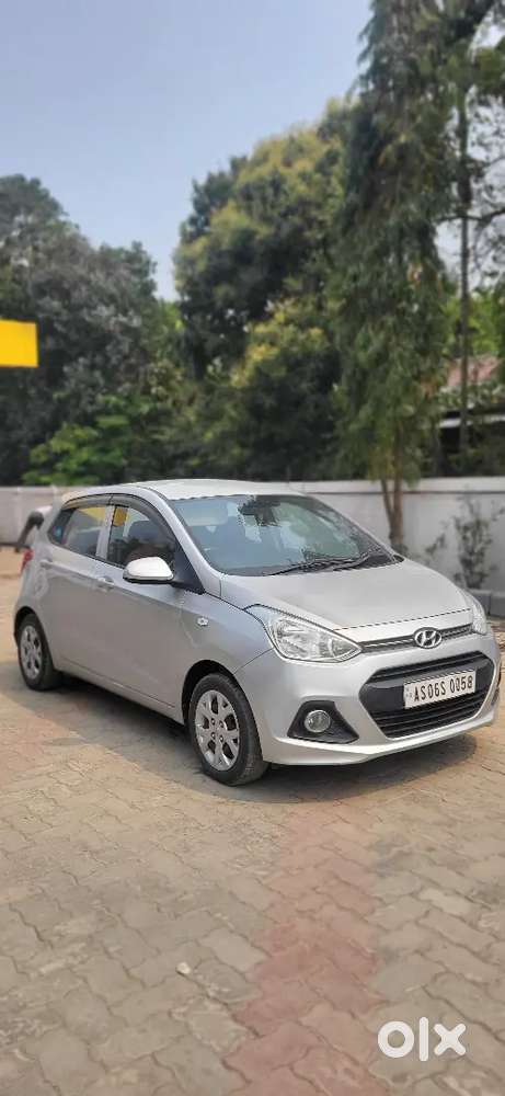 Hyundai Grand I10 2017 Petrol 62000 Km Driven