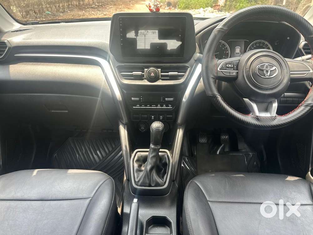 Toyota Urban Cruiser Hyryder, 2024, Petrol