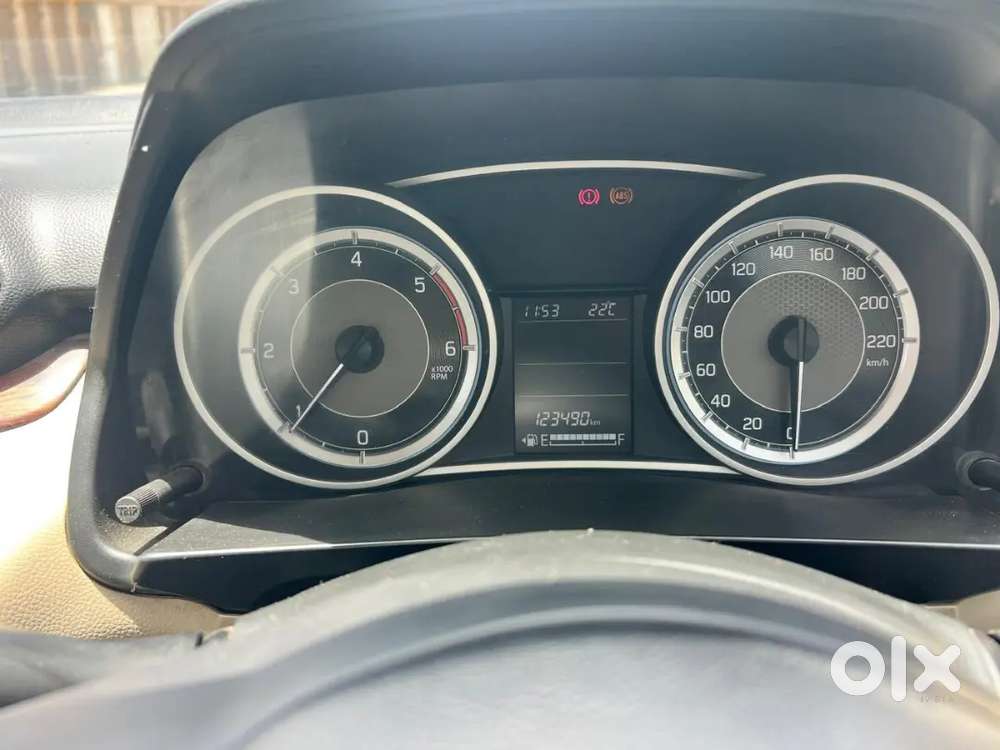 Maruti Suzuki Dzire 2018 Diesel 123800 Km Driven