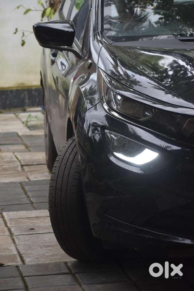 Tata Altroz Xza Plus Black Edition (top End) – 2023 Model