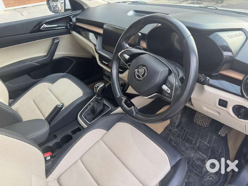 Skoda Slavia 1.5 Tsi Style At, 2024, Petrol