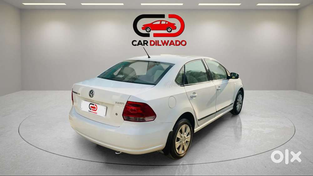 Volkswagen Vento 2013-2015 Magnific 1.6 Comfortline, 2014, Petrol