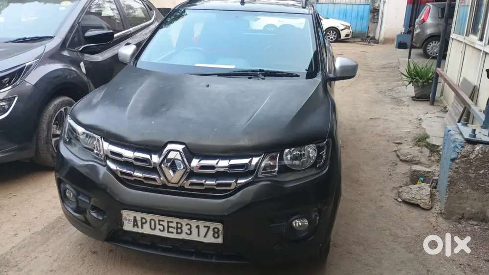 Smooth Car Wit Easy Driving For Immediate Sale ...we R Shifting So