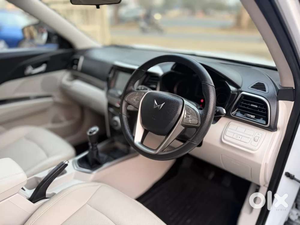 Mahindra Xuv300 W8 Option, 2024, Petrol