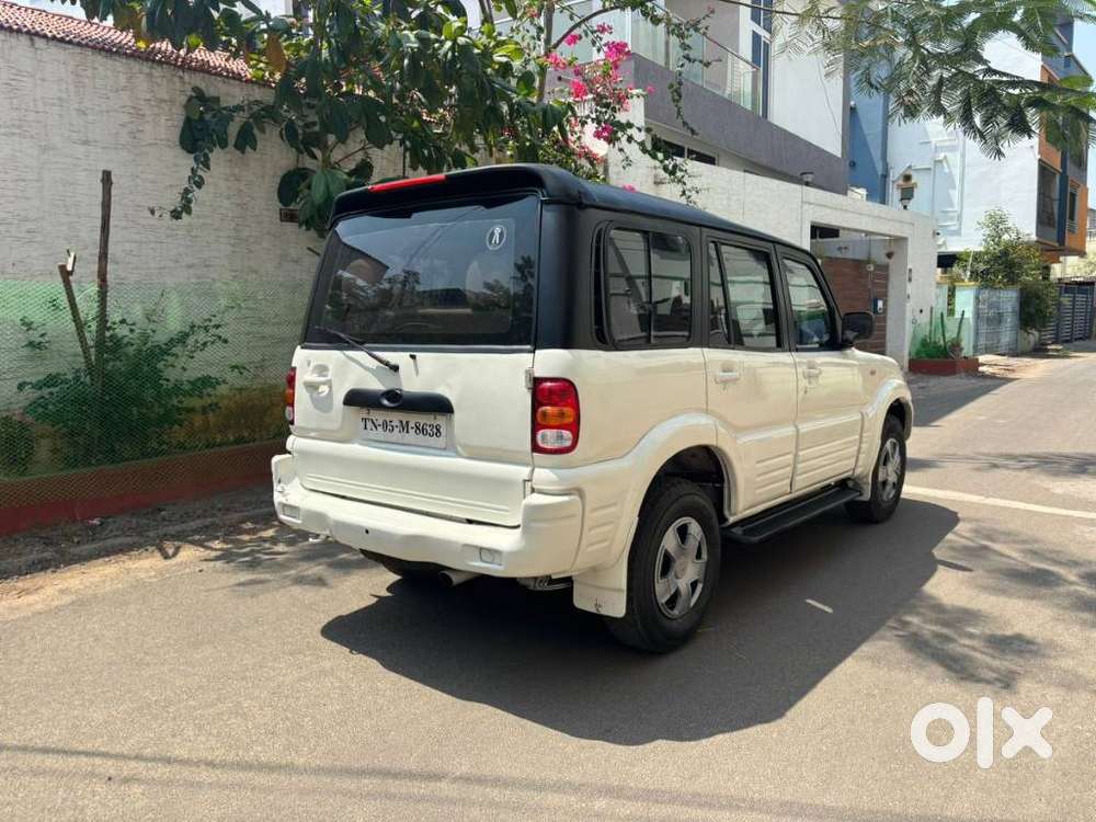 Mahindra Scorpio 2006-2009 2.6 Turbo 7 Str, 2005, Diesel