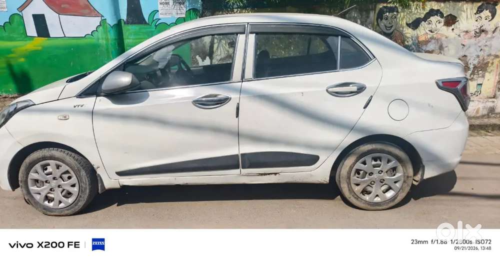 Hyundai Xcent Base 2022