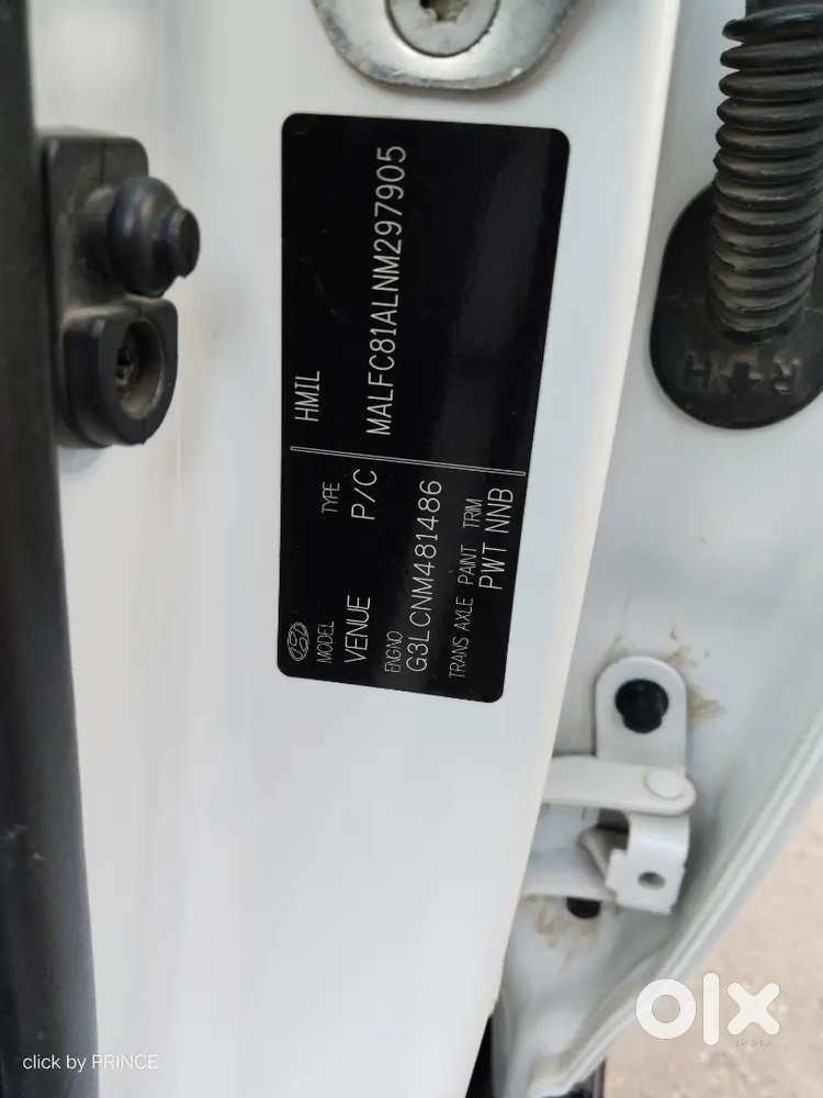 Esko Bechane Ka Plan Hai