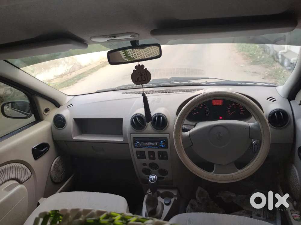 Mahindra Renault Logan 2008 Petrol Well Maintained