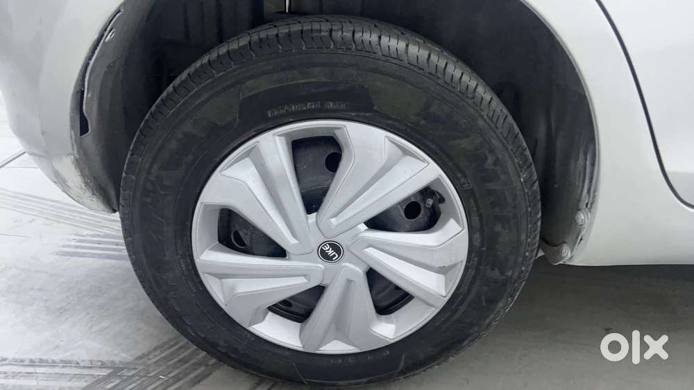 Maruti Suzuki Swift Vvt Vxi, 2015, Petrol