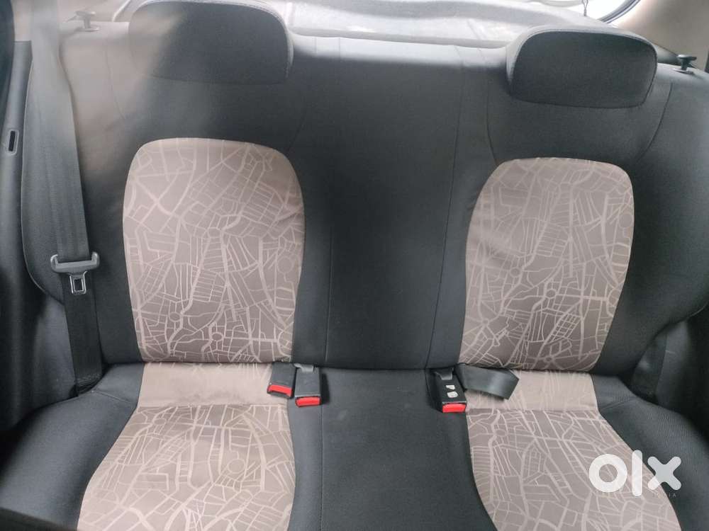 Hyundai I10 Sportz, 2014, Petrol