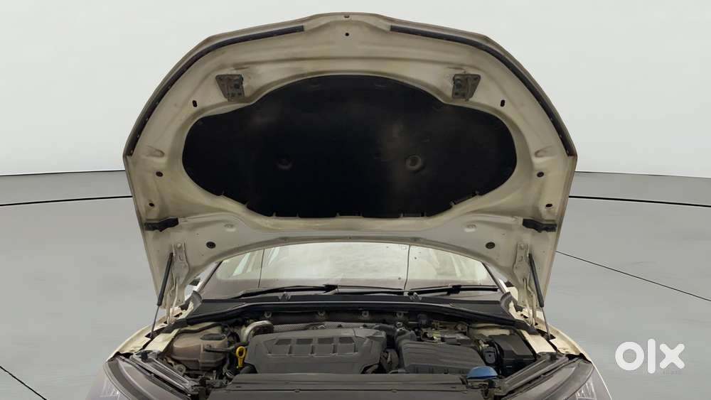 Skoda Octavia 2.0 Style Tsi At, 2022, Petrol