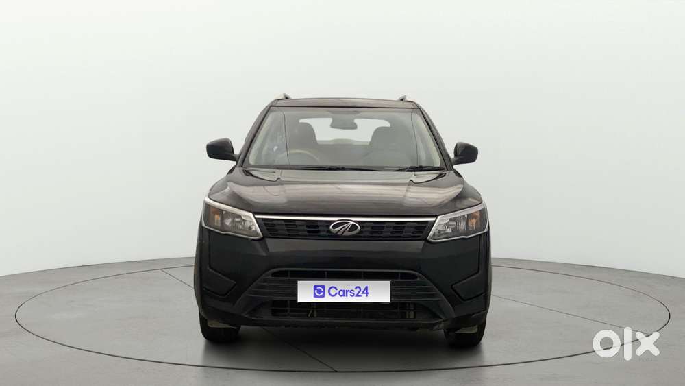 Mahindra Xuv300 W4, 2022, Petrol