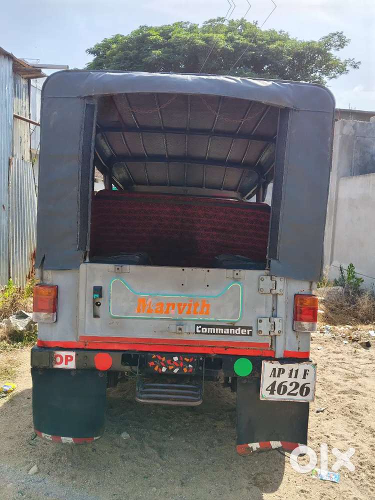 Mahindra Commander