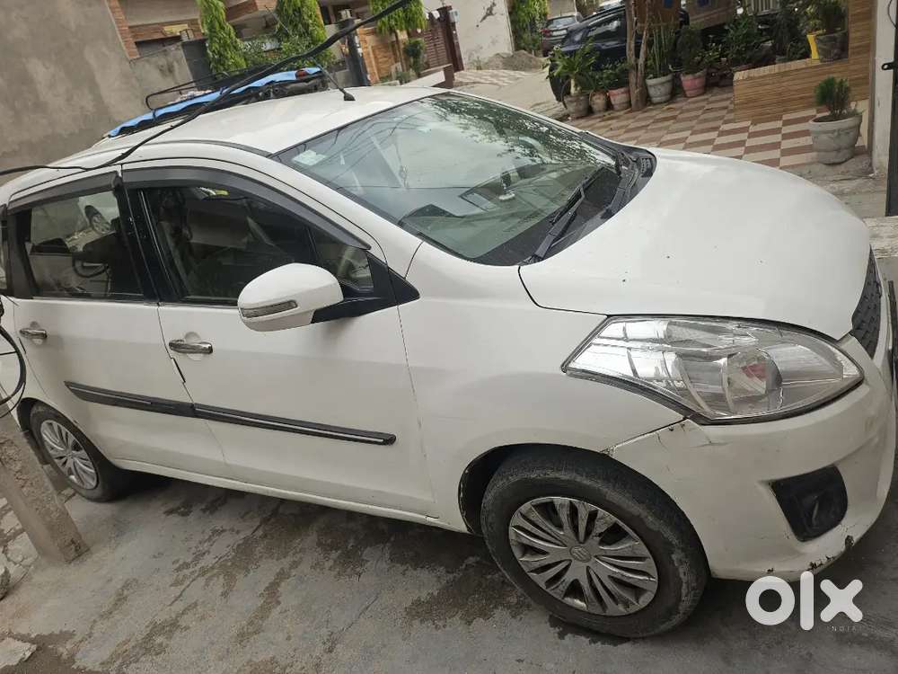 Maruti Suzuki Ertiga 2013 Petrol 95000 Km Driven
