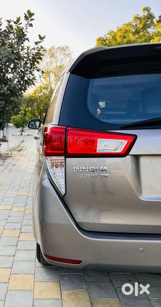 Toyota Innova Crysta 2.4 Gx Mt, 2016, Diesel