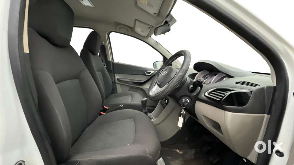 Tata Tiago 1.2 Revotron Xz, 2017, Petrol