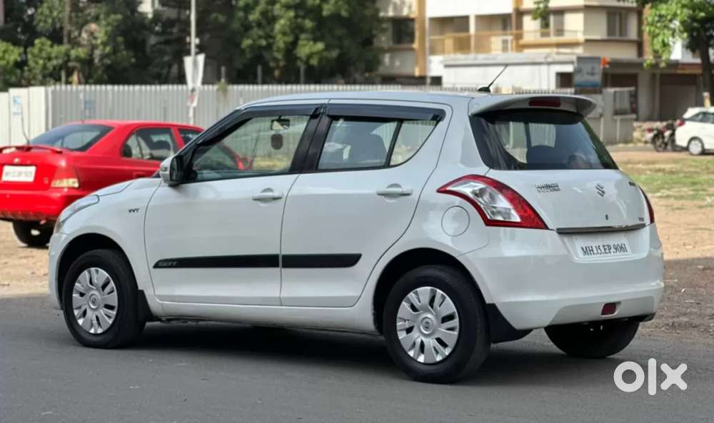 Maruti Suzuki Swift Vxi, 2015, Petrol