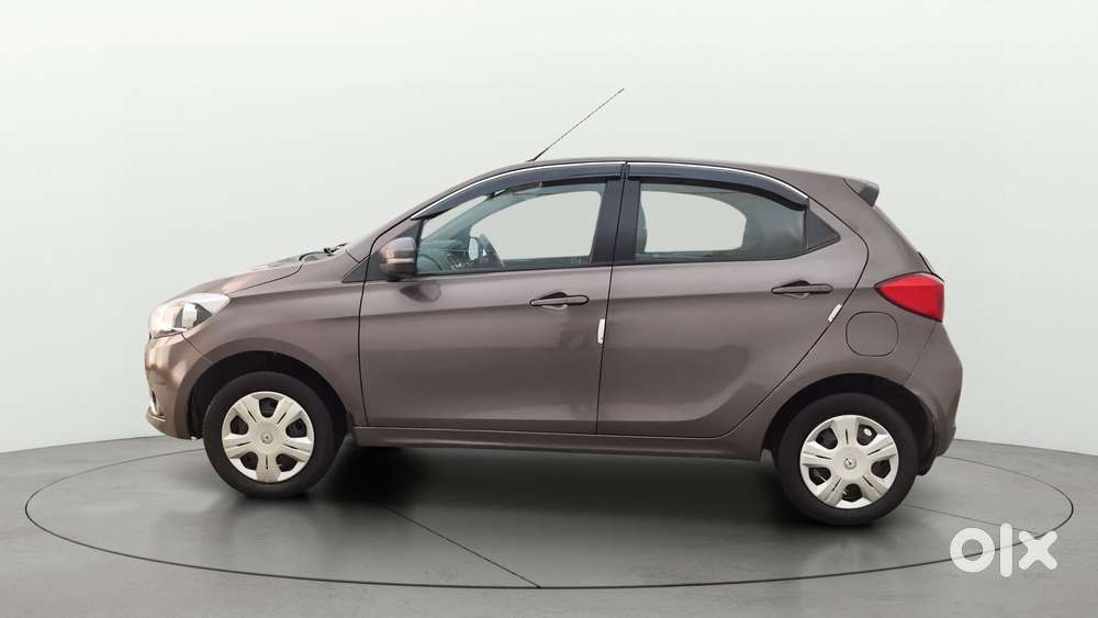 Tata Tiago 1.2 Revotron Xz, 2016, Petrol