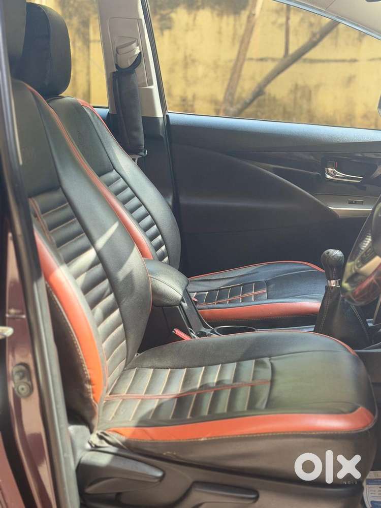 Toyota Innova Crysta 2.4 V 8 Str, 2017, Diesel