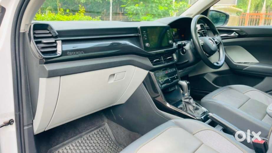 Skoda Kushaq 1.0 Tsi Style At, 2024, Petrol