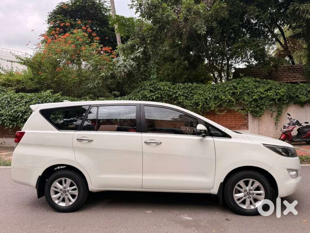 Toyota Innova Crysta 2.4 V 7 Str, 2018, Diesel
