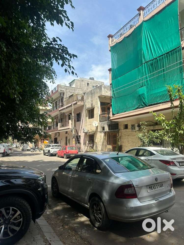 Skoda Rapid 2013 Diesel 85000 Km Driven