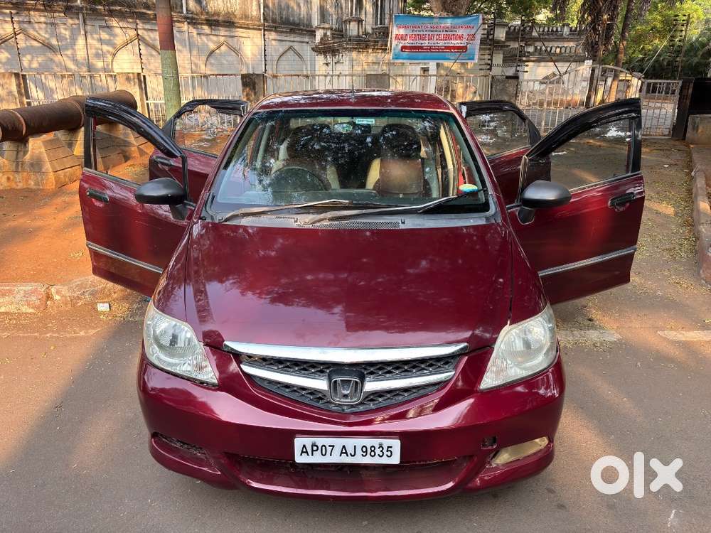 Honda City 2006 Manual – Budget Sedan  Good Running Condition