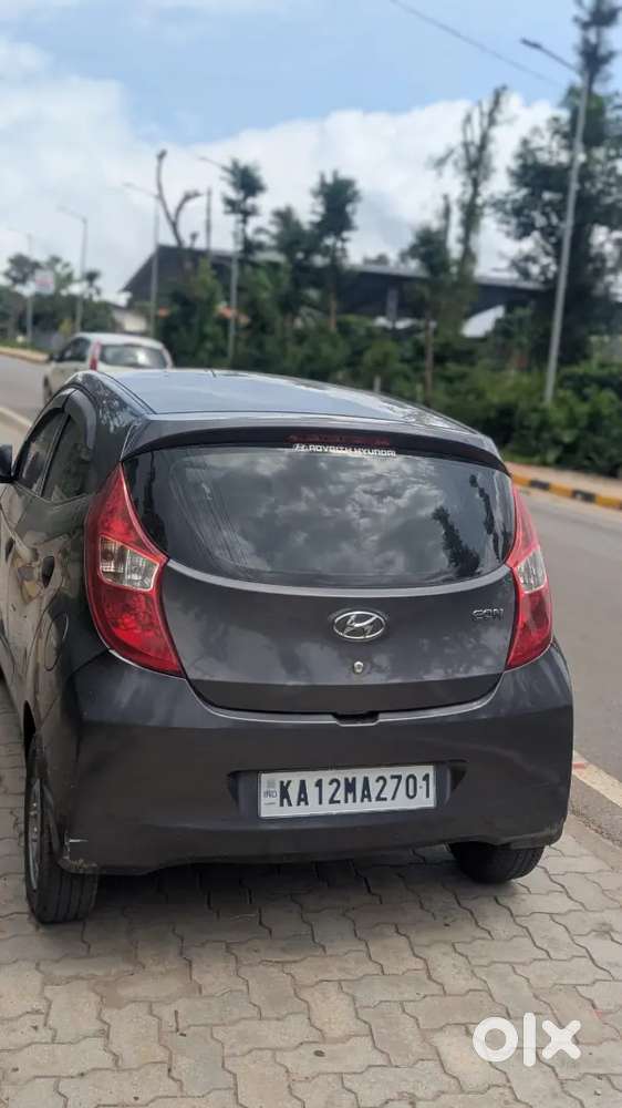 Hyundaieon 2018 Petrol 83776km Driven With All Genuine Showroom Histor