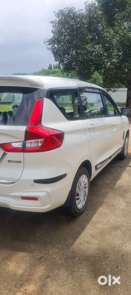 Maruti Suzuki Ertiga 2022-2023  Vxi, 2023, Petrol