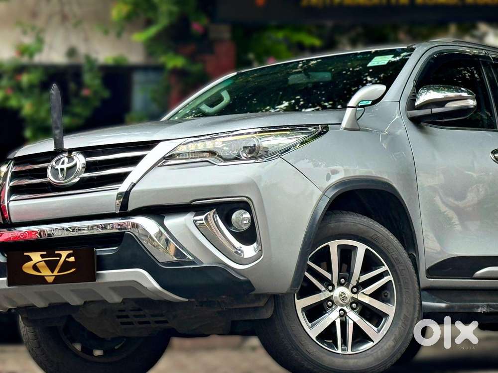 Toyota Fortuner 4x4 Manual Limited Edition, 2017, Diesel