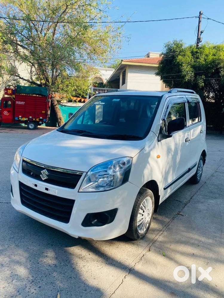 Maruti Suzuki Wagon R Vxi 1.0 Cng, 2018, Petrol