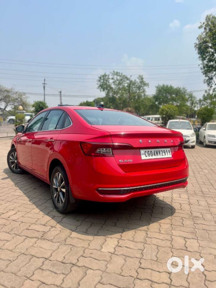 Skoda Slavia Style 1.0l Tsi Mt, 2022, Petrol