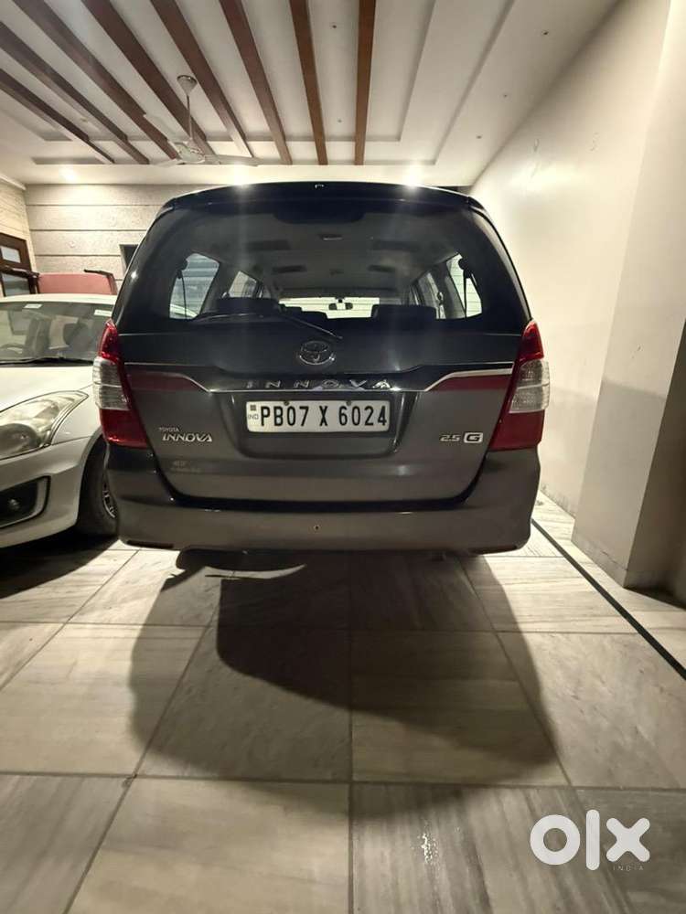 Toyota Innova 2010 Diesel Well Maintained