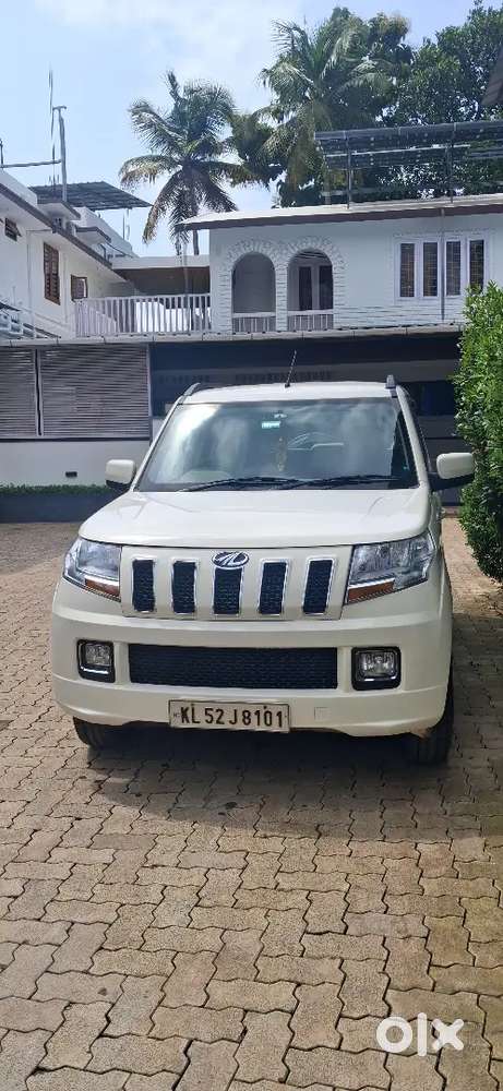 Mahindra Tuv 300 Plus 2016 Diesel 34000 Km Driven