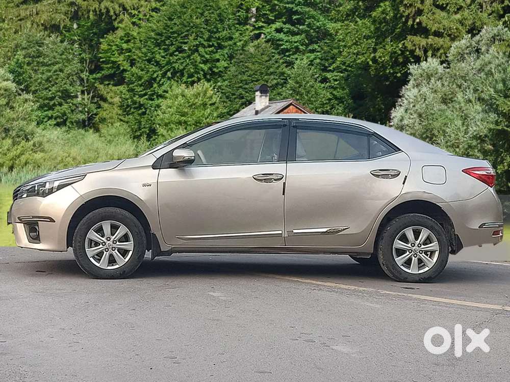 Toyota Corolla Altis 1.8g Limited, 2015, Petrol