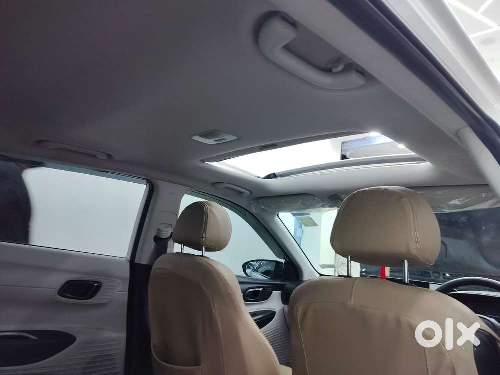 Hyundai I20 Asta (o) 1.2 Ivt, 2023, Petrol