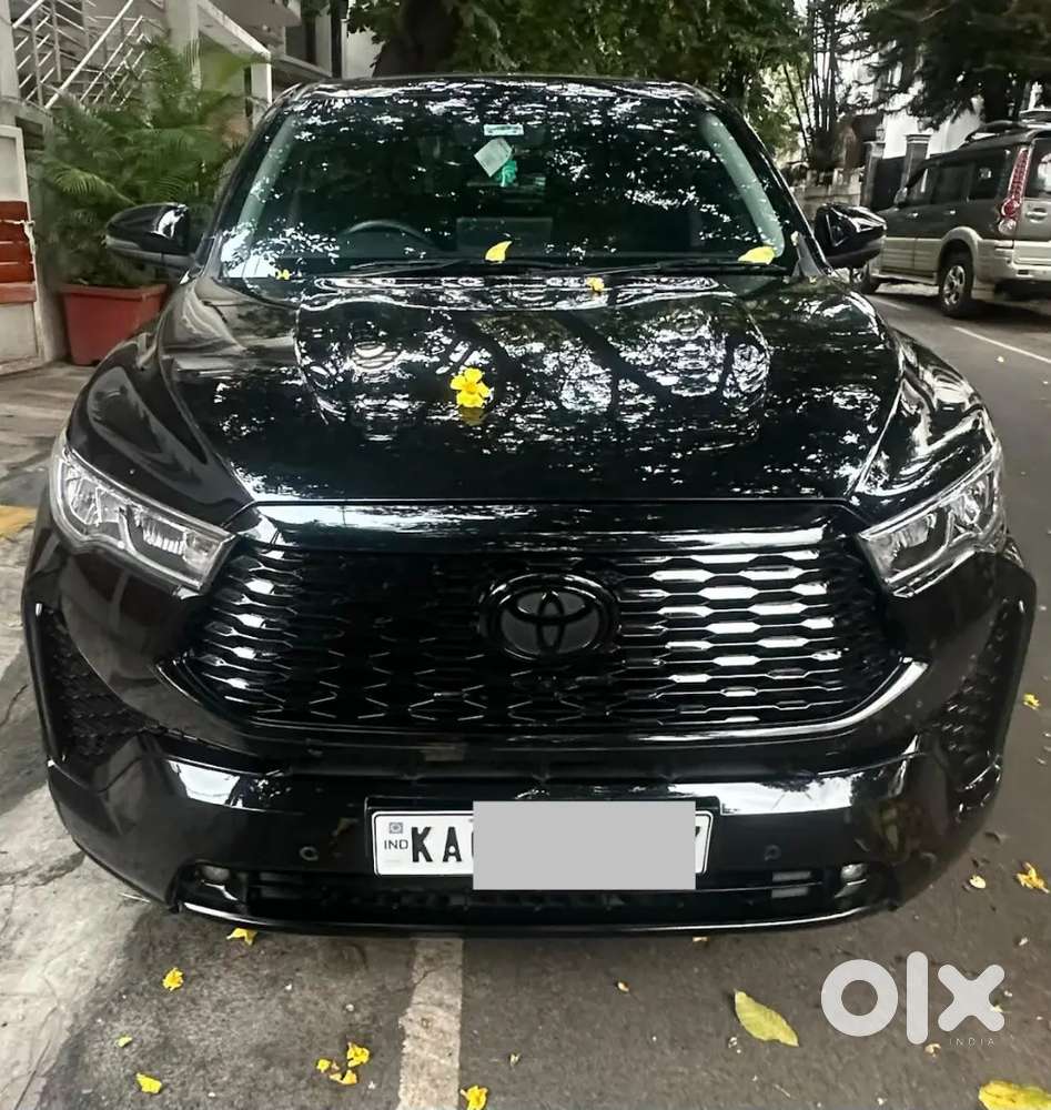 Toyota Innova Hycross 2025 Hybrid First Owner