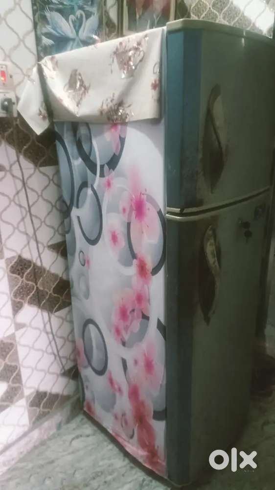 Double door fridge