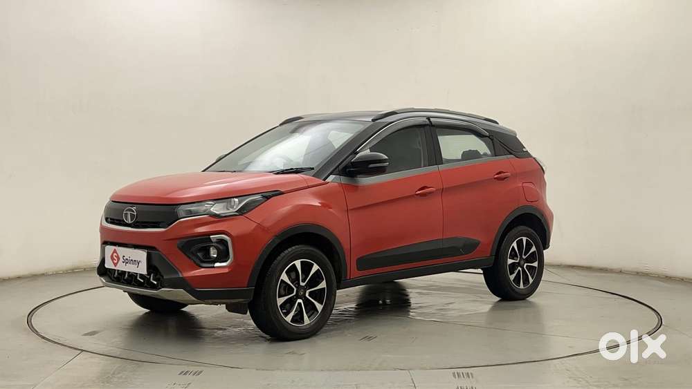 Tata Nexon 1.5 Revotorq Xza Plus Dual Tone Roof (o) Amt, 2021, Diese..