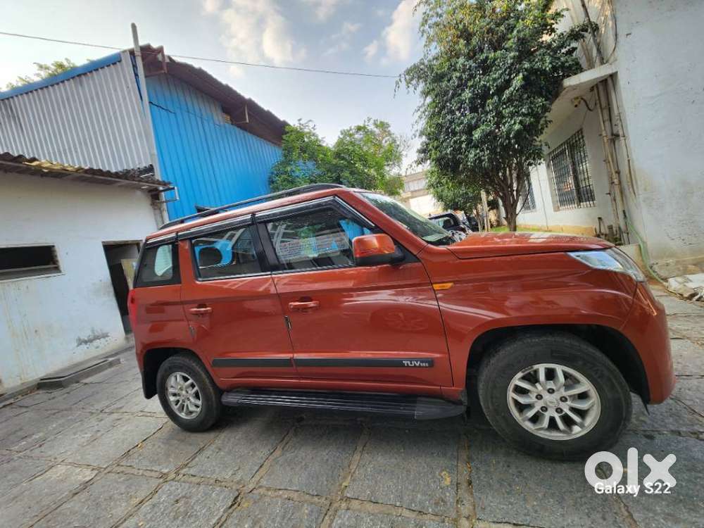 Mahindra Tuv 300 T8 Amt (automatic), 2016, Diesel