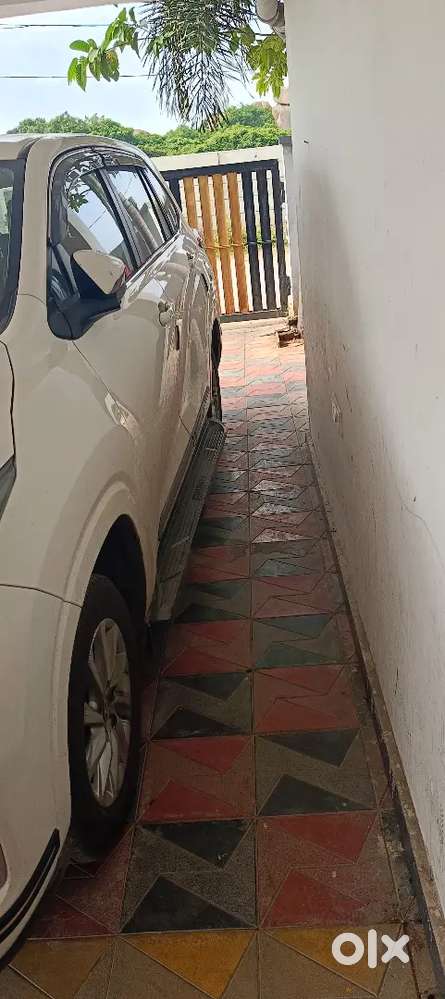 Toyota Innova Hycross 2025 Petrol 18500 Km Driven