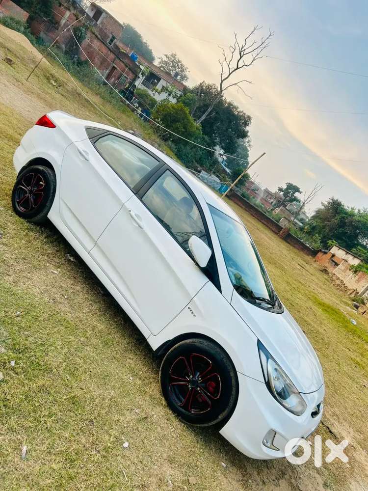 Hyundai Verna 2015 Petrol Manual