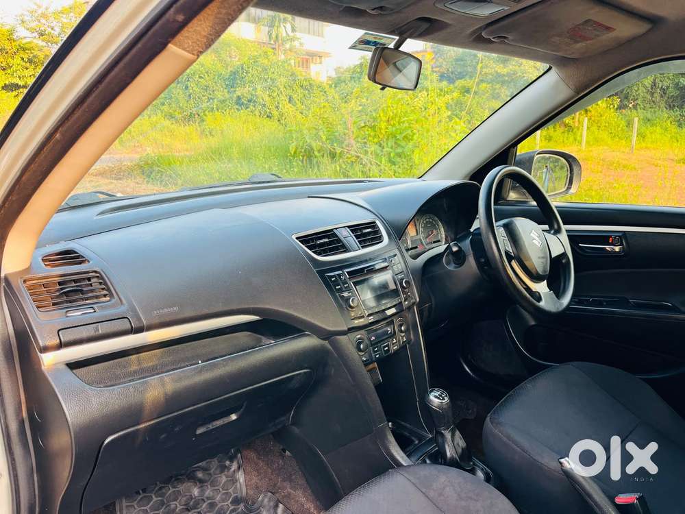 Maruti Suzuki Swift Zxi, 2015, Petrol
