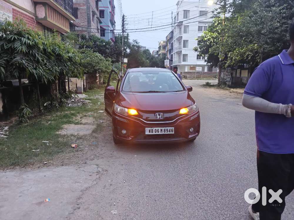 Honda Jazz Petrol 2016 Km Driven 37800