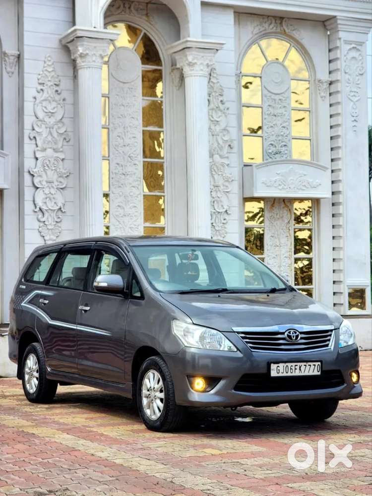Toyota Innova 2.5 Gx 8 Str Bsiv, 2012, Diesel